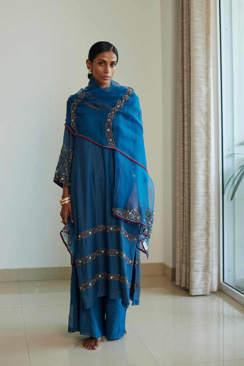 Blue Rekha Kurta Set