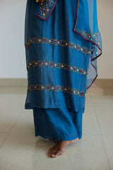 Blue Rekha Kurta Set