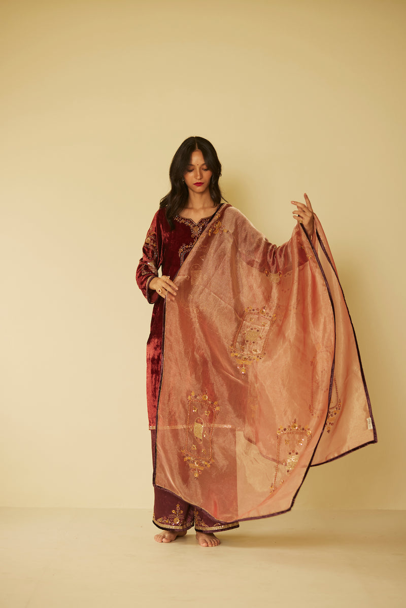 Peach Dareecha Tissue Dupatta