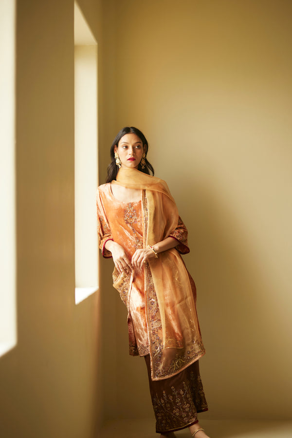 Peach Bageecha Kurta Set